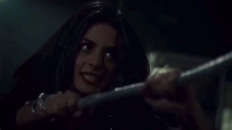 isabelle lightwood|Shadowhunters: Isabelle Lightwood fights, training, and abilities.